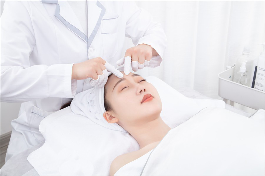 雷竞技盘口服务项目-魔法清洁系列皮肤管理：360微痛排菌祛痘管理